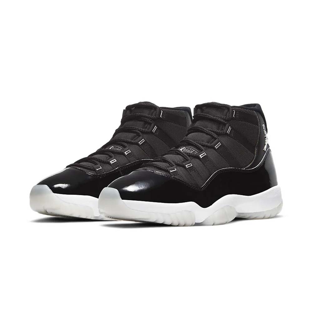 Nike_Air_Jordan_11_Retro_Clear_Black_CT8012_011_01