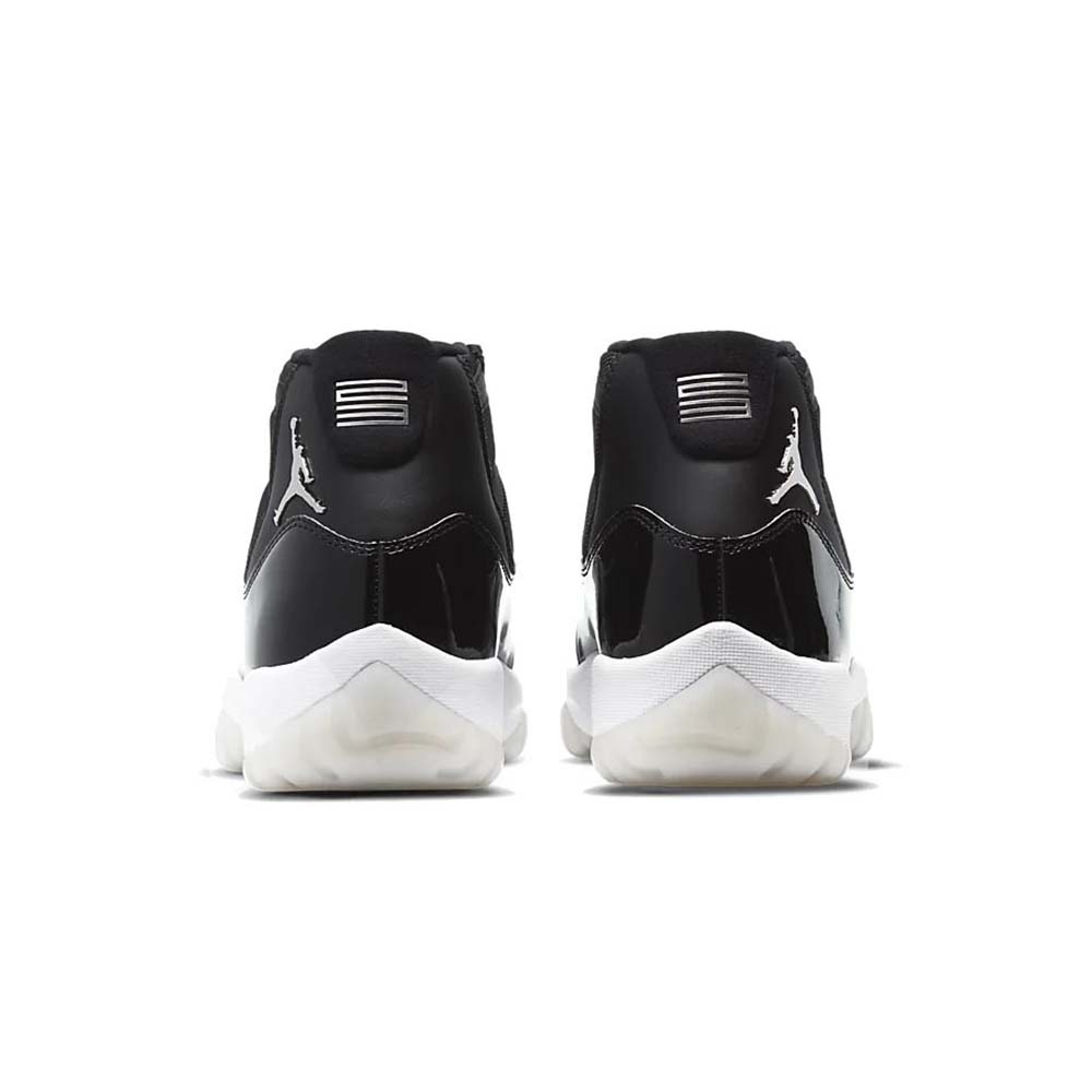 Nike_Air_Jordan_11_Retro_Clear_Black_CT8012_011_04