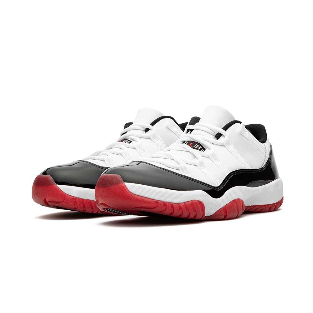 Nike_Air_Jordan_11_Retro_Low_Concord_Bred_AV2187_160_01
