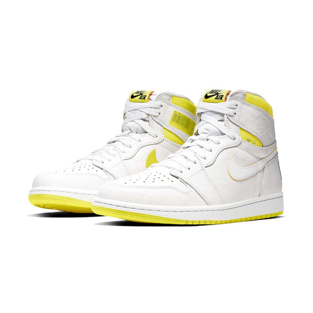 Nike_Air_Jordan_1_High_OG_First_Class_Flight_555088_170_01