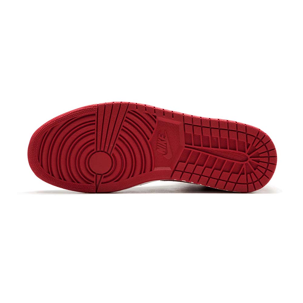 Nike_Air_Jordan_1_Retro_High_Banned_2011_432001_001_04