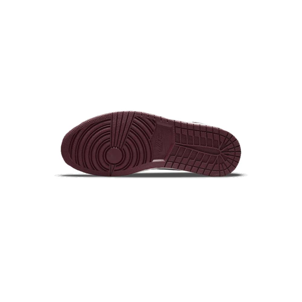 Nike_Air_Jordan_1_High_OG_Bordeaux_555088_611_04