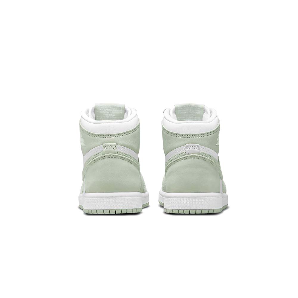 Nike_Wmns_Air_Jordan_1_Retro_High_OG_Seafoam_CD0461_002_04